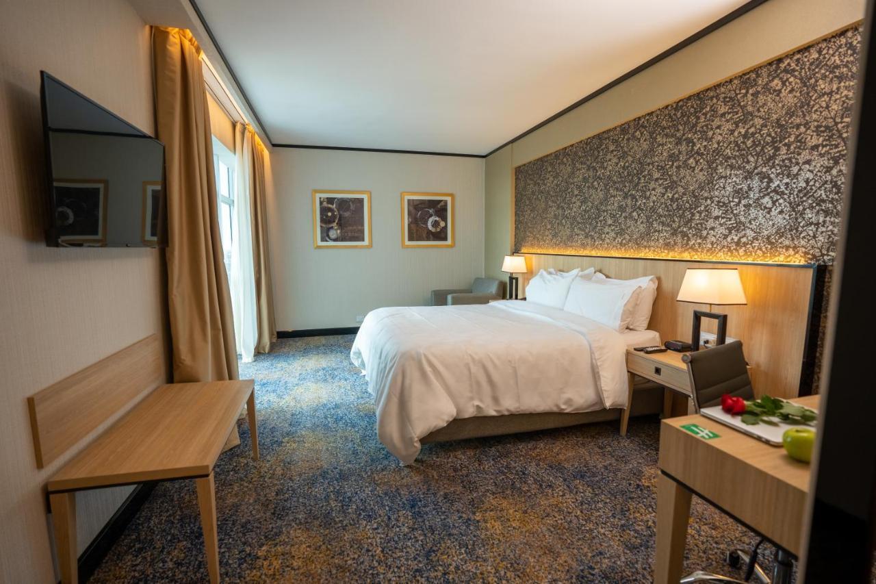 Holiday Inn Rosario By Ihg Extérieur photo